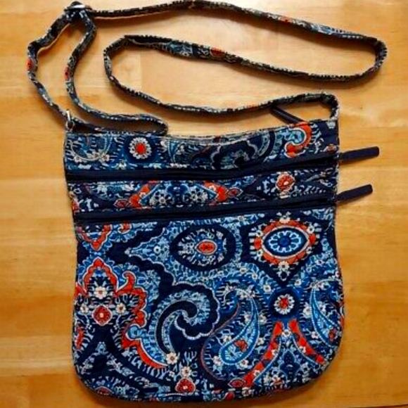 NWOT VERA BRADLEY TRIPLE ZIP HIPSTER CROSSBODY BAG MARRAKESH PATTERN - Picture 3 of 12